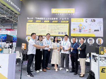 ����ϣ���ڶ�ʮ�����й�����ʯ��ʯ������װ��չԲ����Ļ������չ����������������Ч��